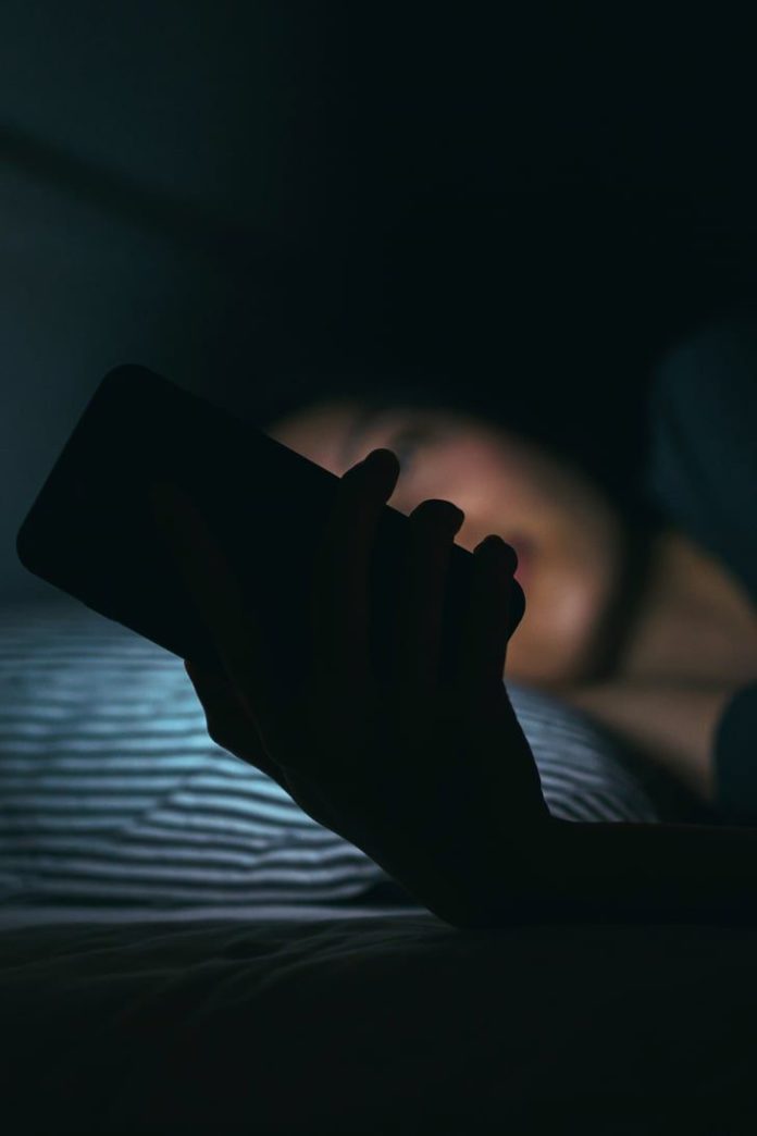 How Your Daily Habits Could Be Harming Your Eyesight