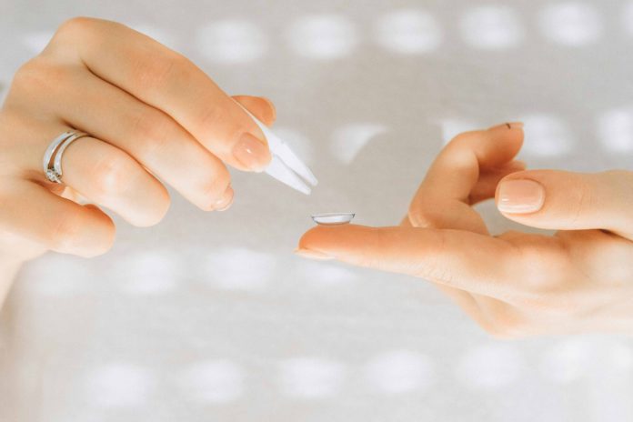 Eye Care Tips for Contact Lens Wearers