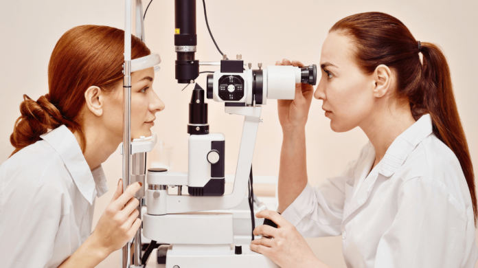 5 Signs You Need a New Eye Exam in 2025