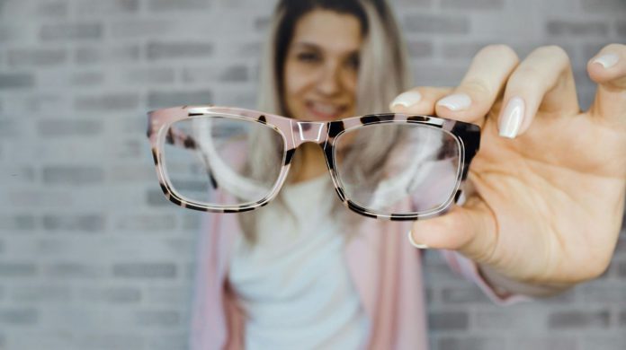 4 Affordable Glasses Brands Everyone’s Talking About in 2025