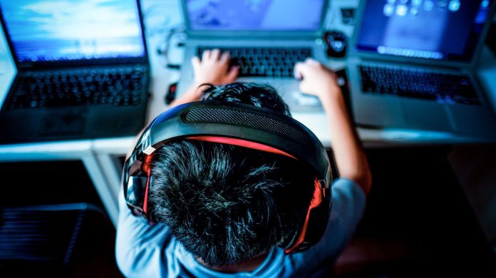 8 Real Uses for Eye-Tracking Tech Outside of Gaming 8 Real Uses for Eye-Tracking Tech Outside of Gaming
