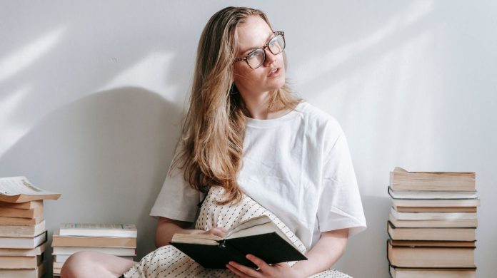Is 2025 the Year of Non-Prescription Glasses as Fashion Staples?