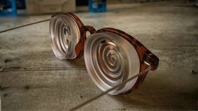 The Secret Aesthetics of Lens Thickness