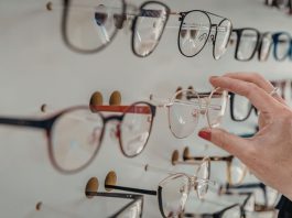 The Complete Guide to Choosing Lenses for Your Lifestyle The Complete Guide to Choosing Lenses for Your Lifestyle
