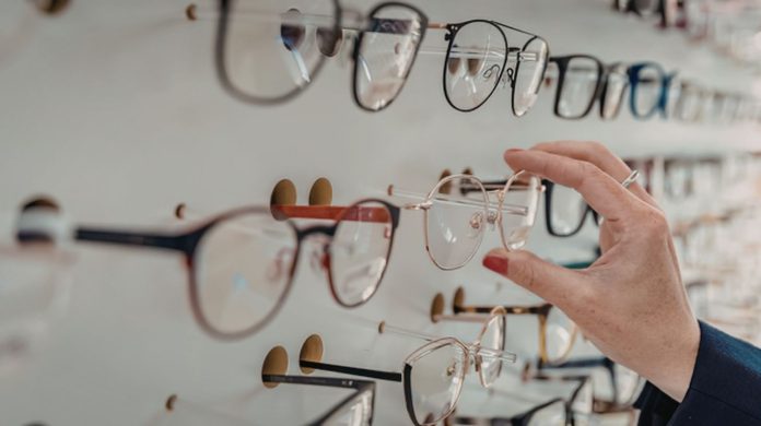 The Complete Guide to Choosing Lenses for Your Lifestyle
