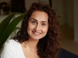 What Happens to Your Eyes After 40? A Decade-by-Decade Guide