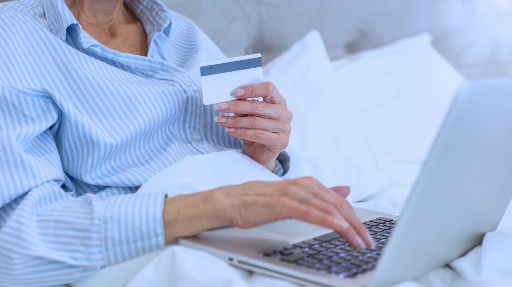 8 Things to Check Before Ordering Glasses Online